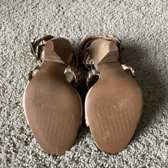 Levity Leather Dress Shoes - Picture 6 of 6